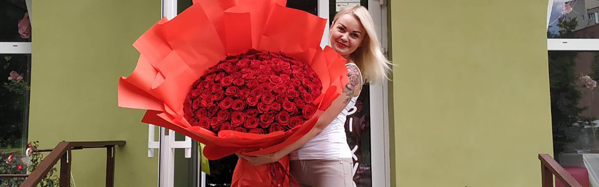 101 метрова троянда в Луцьку